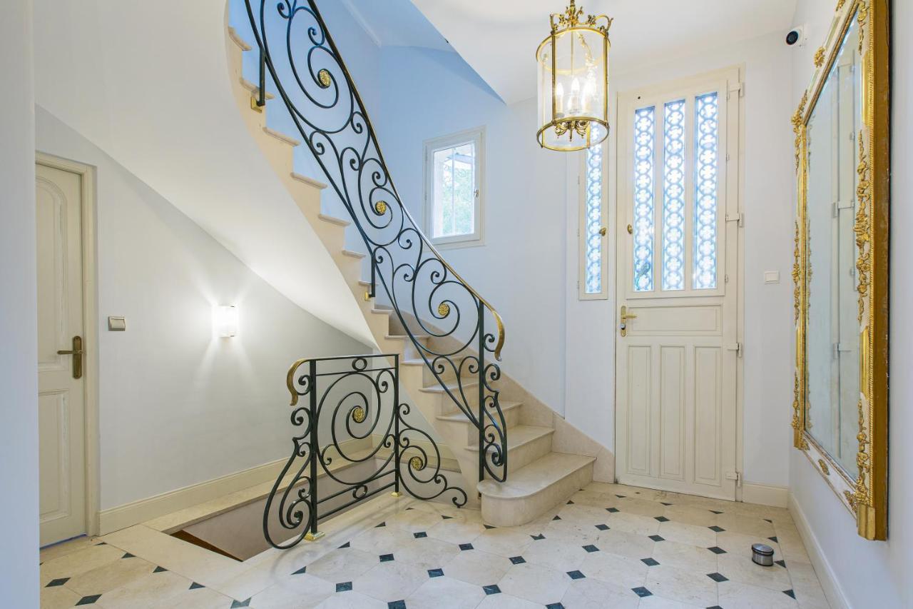 Le Clos Du Cedre Frühstückspension *