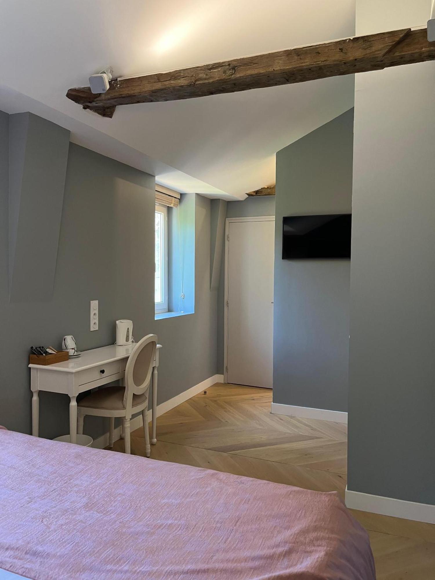Le Clos Du Cedre Frühstückspension